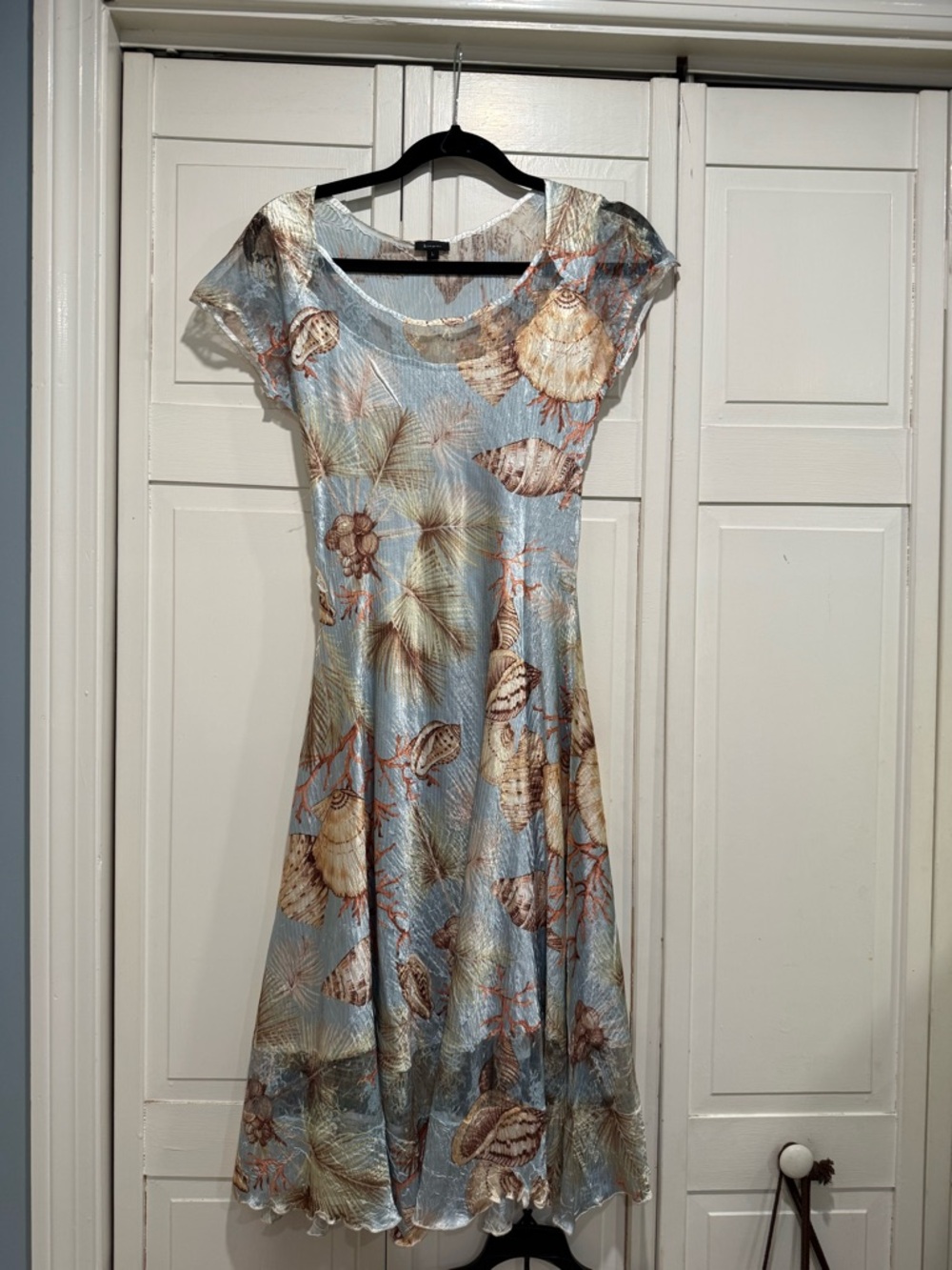 Komarov crinkle seashell midi dress size large EUC